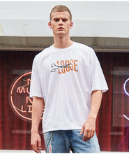 Load image into Gallery viewer, T-shirt with print LOOS