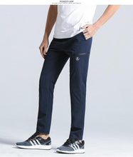 Load image into Gallery viewer, Pants in solid color for men