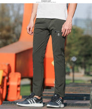Load image into Gallery viewer, Pants in solid color for men