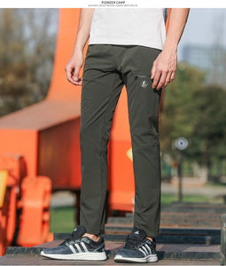 Pants in solid color for men