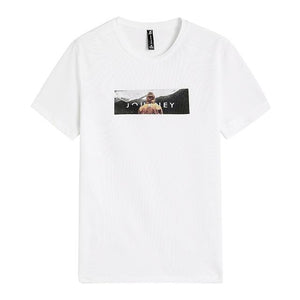 Fashionable men's t-shirt with print