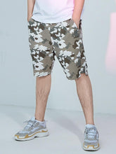 Load image into Gallery viewer, Сasual shorts military camouflage